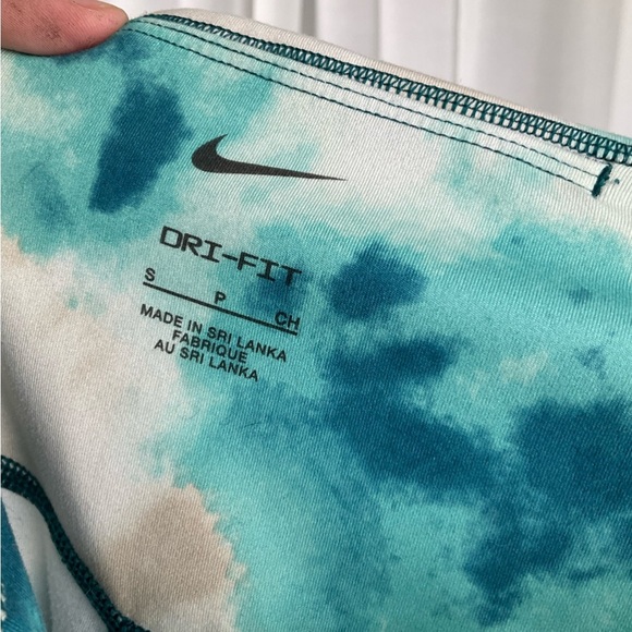 Nike Colorful Tie Dye Leggings - Picture 3 of 4